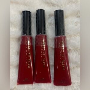 Bath & Bodyworks matte lip cream